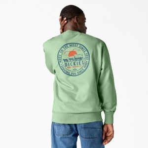 Green Dickies Greensburg Graphic Men's Sweatshirt | 527-PFDZCR