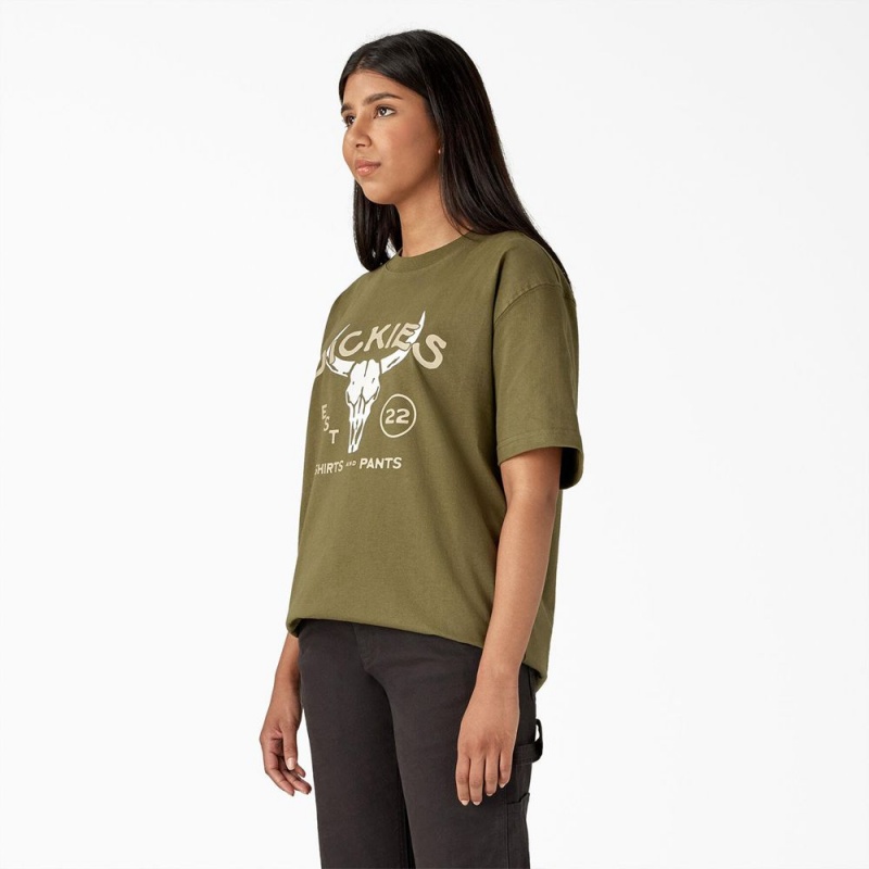 Green Dickies Bull Skull Heavyweight Women's T-Shirt | 692-QXHUIM